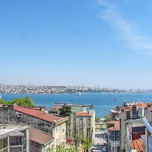 4* Отель Cihangir Palace